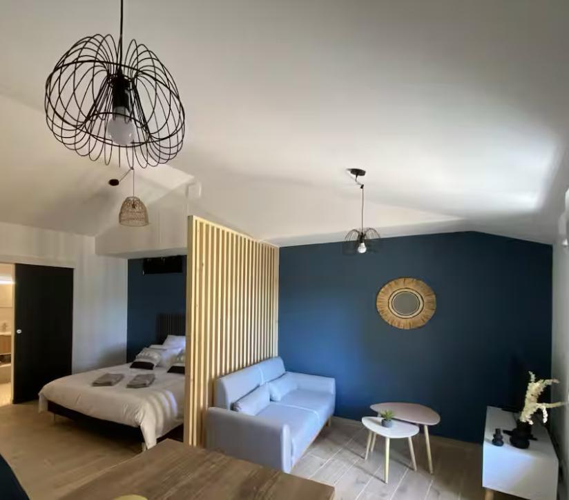 Claustra moderne